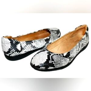 New NATURALIZER 7 US Women's Flexy Snakeskin-Embossed Leather Comfort Flats #d4